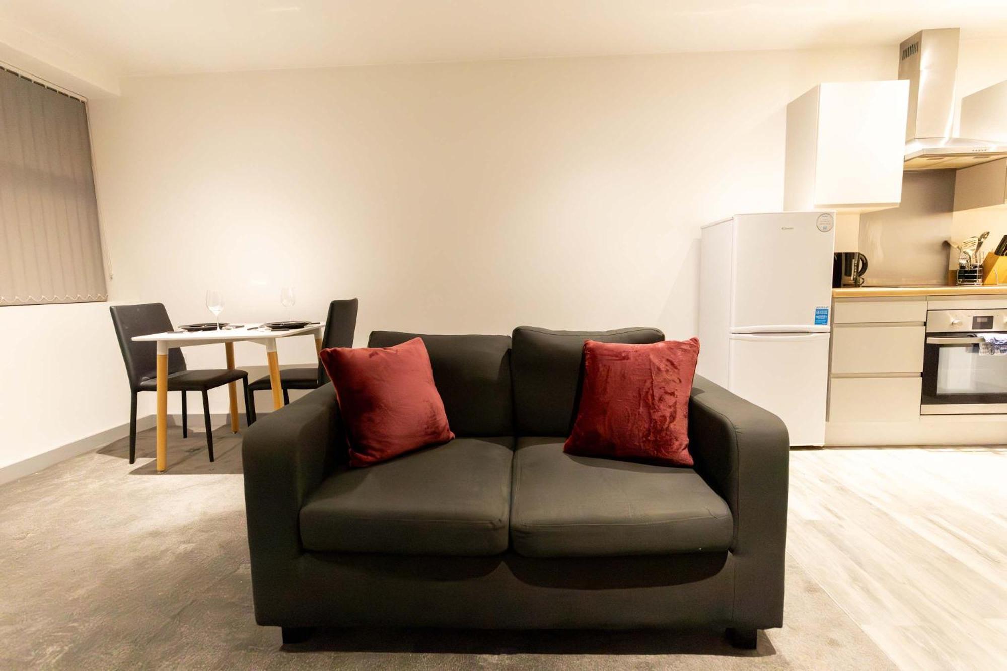 Stunning 2 Bedroom Apartment In Wallasey Ngoại thất bức ảnh